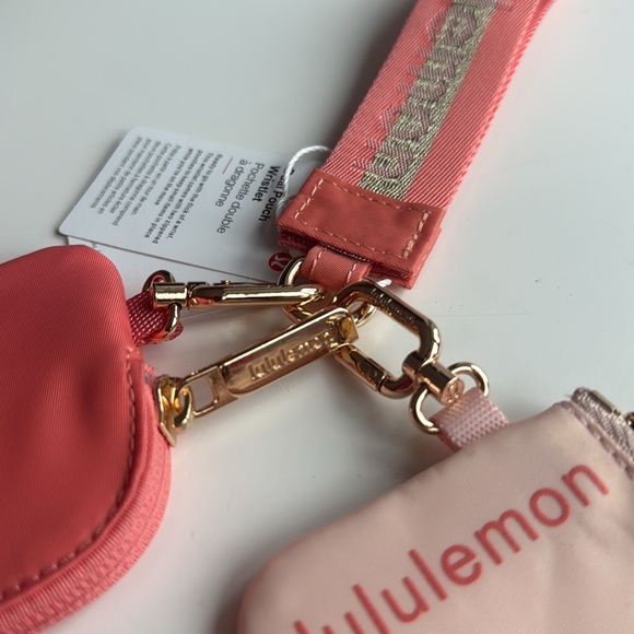 NWT Lululemon Dual Pouch Wristlet Wallet Keychain - Peach Orange Pink Gold - Picture 2 of 3